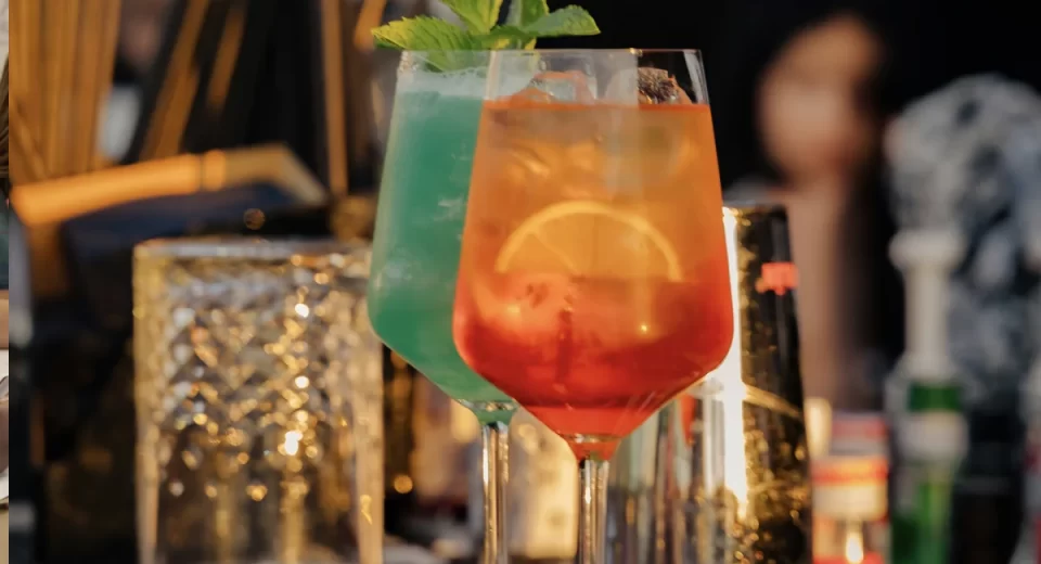 Mocktails ganham destaque em bares e restaurantes para a geração Z
