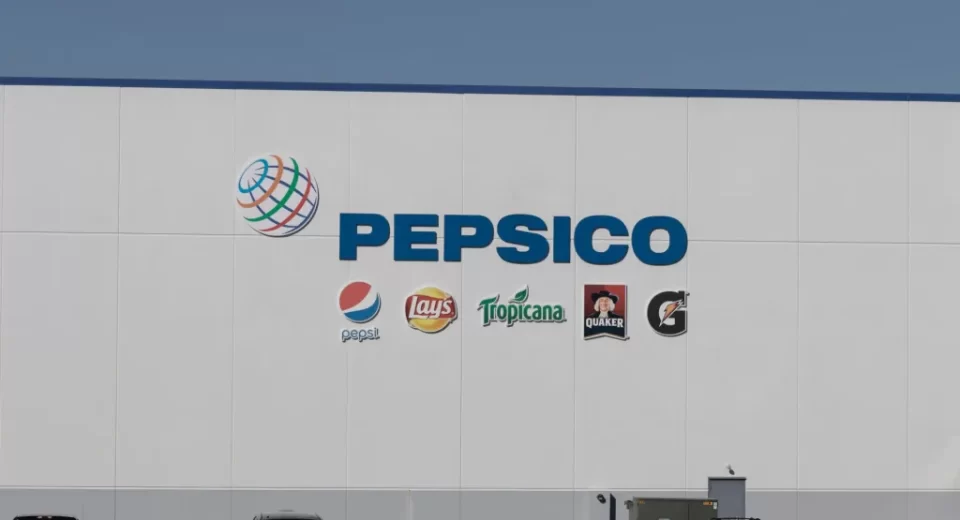 PepsiCo eliminará corantes artificiais até o fim de 2025