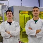 Nanica aposta em collab e estreia no mercado de snacks