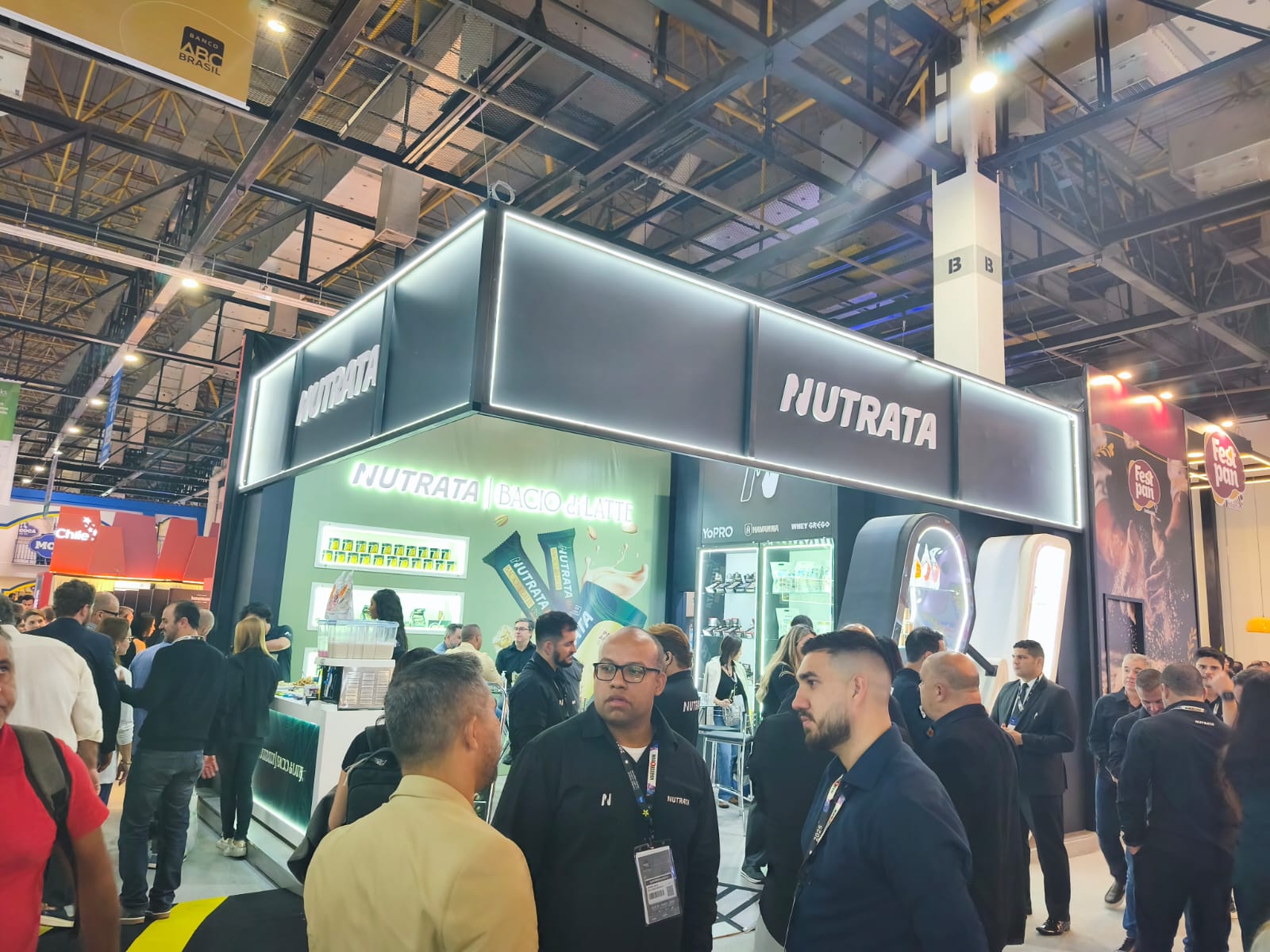 Nutrata e Bacio di Latte lançam produtos com pistache