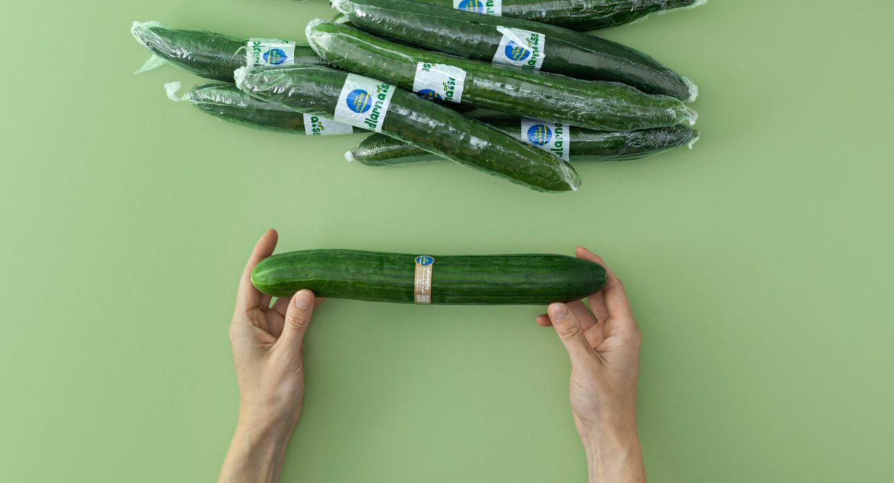Saveggy lança embalagem comestível para pepinos