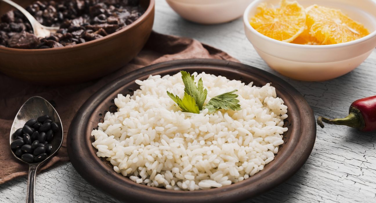 Arroz e feijão seguem como base da alimentação brasileira