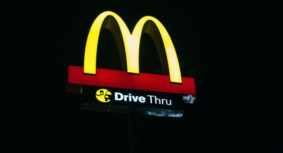 Big Mac low carb entra em testes no McDonald’s