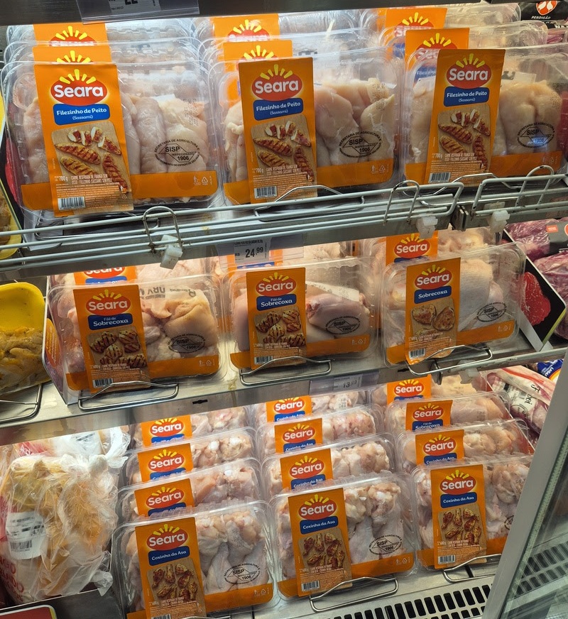 Seara lança bandejas premium para frango resfriado