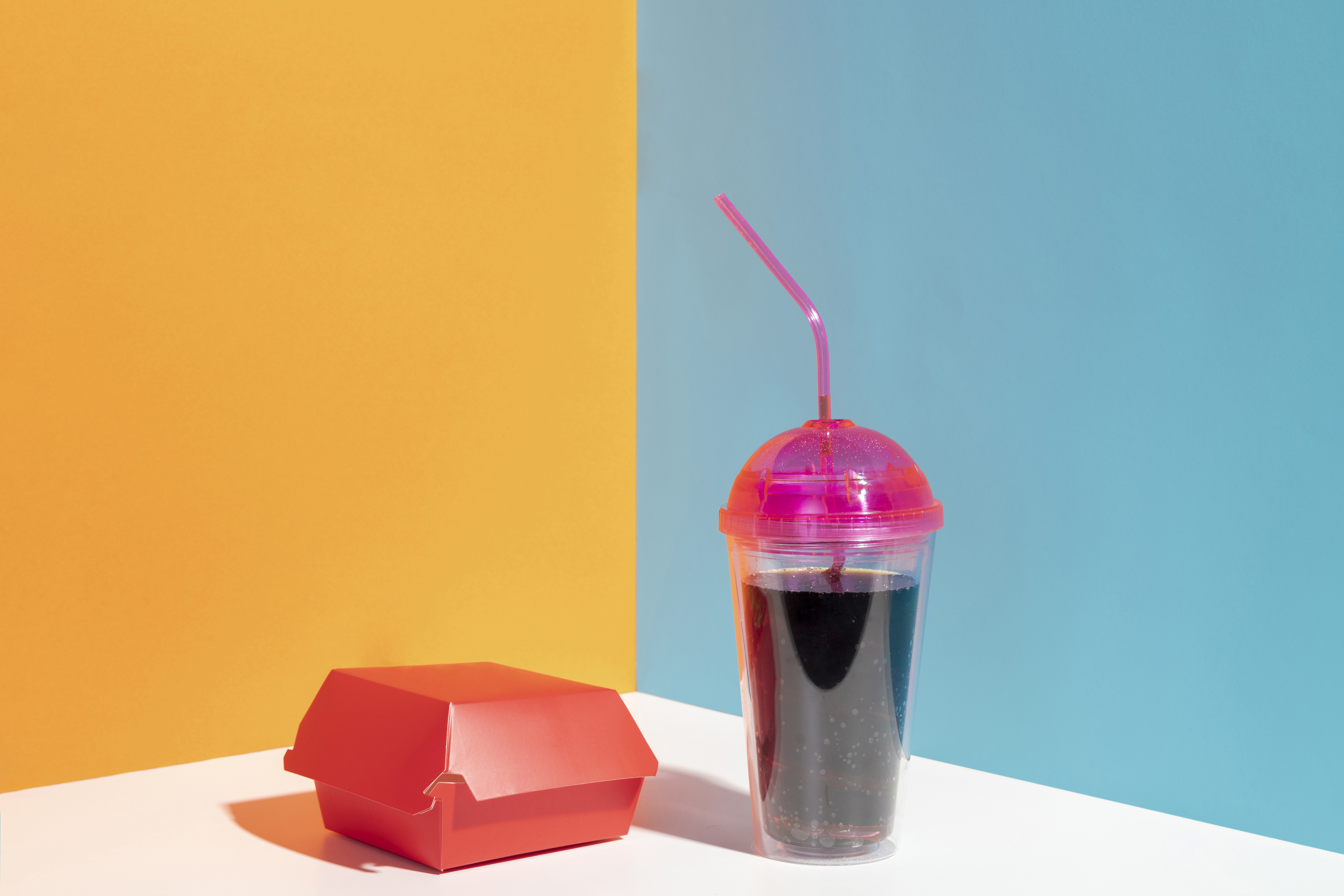 McDonald’s amplia bebidas e aposta em refreshers