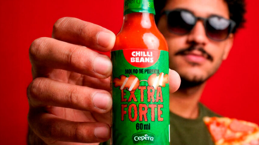 Cepêra e Chilli Beans lançam linha de molhos