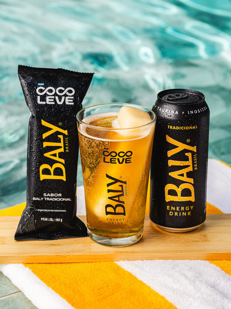 Coco Leve e Baly lançam gelo saborizado