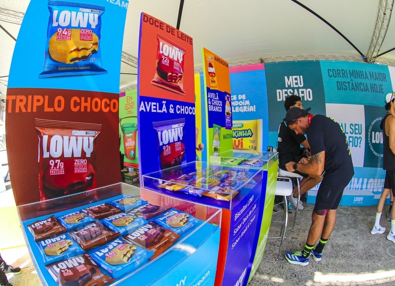 Doces proteicos LOWY marcam presença em corrida