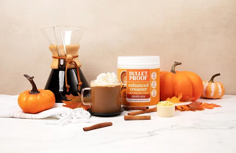Creme para café funcional combina manteiga e óleo MCT