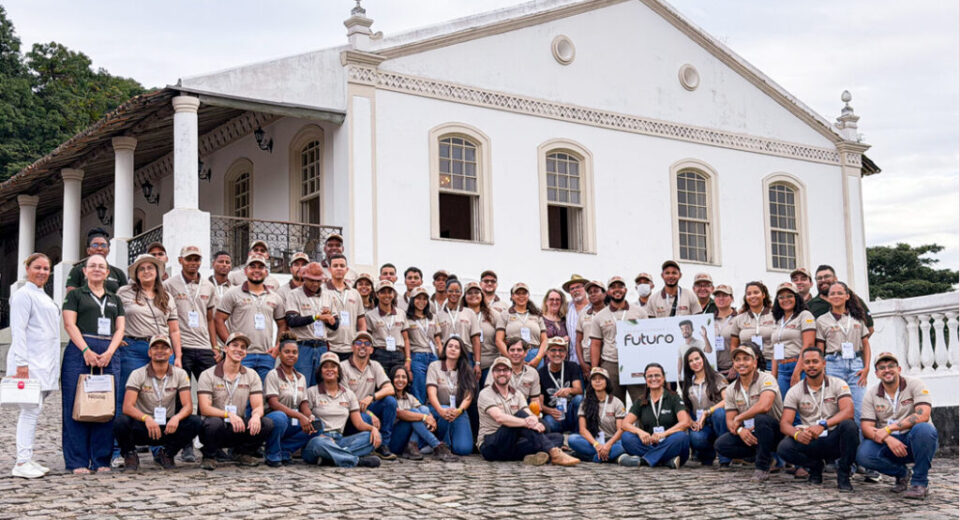 Nestlé amplia programa para jovens na cacauicultura